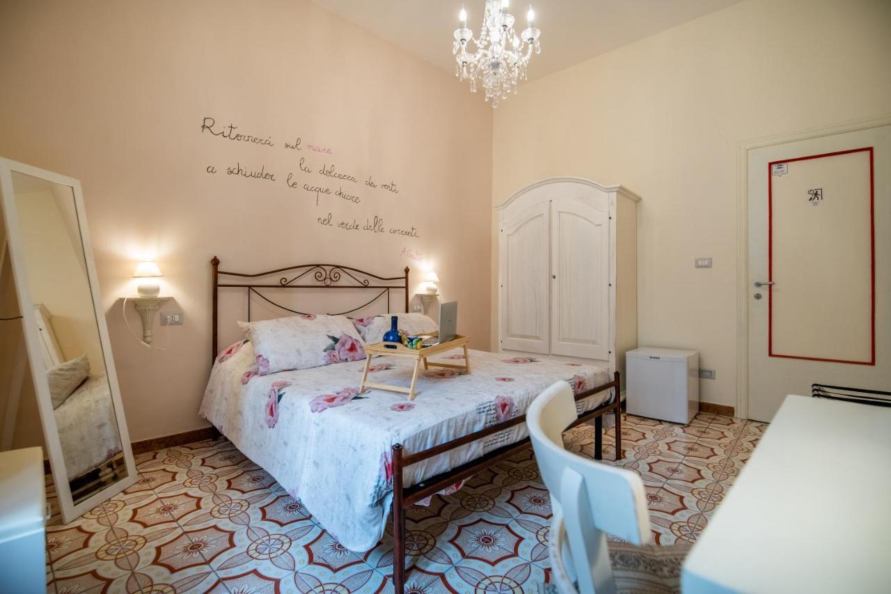 Terre Dipinte Bed and Breakfast Salerno Exteriör bild