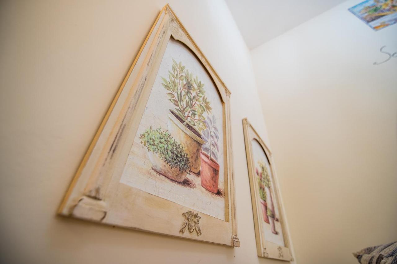 Terre Dipinte Bed and Breakfast Salerno Exteriör bild