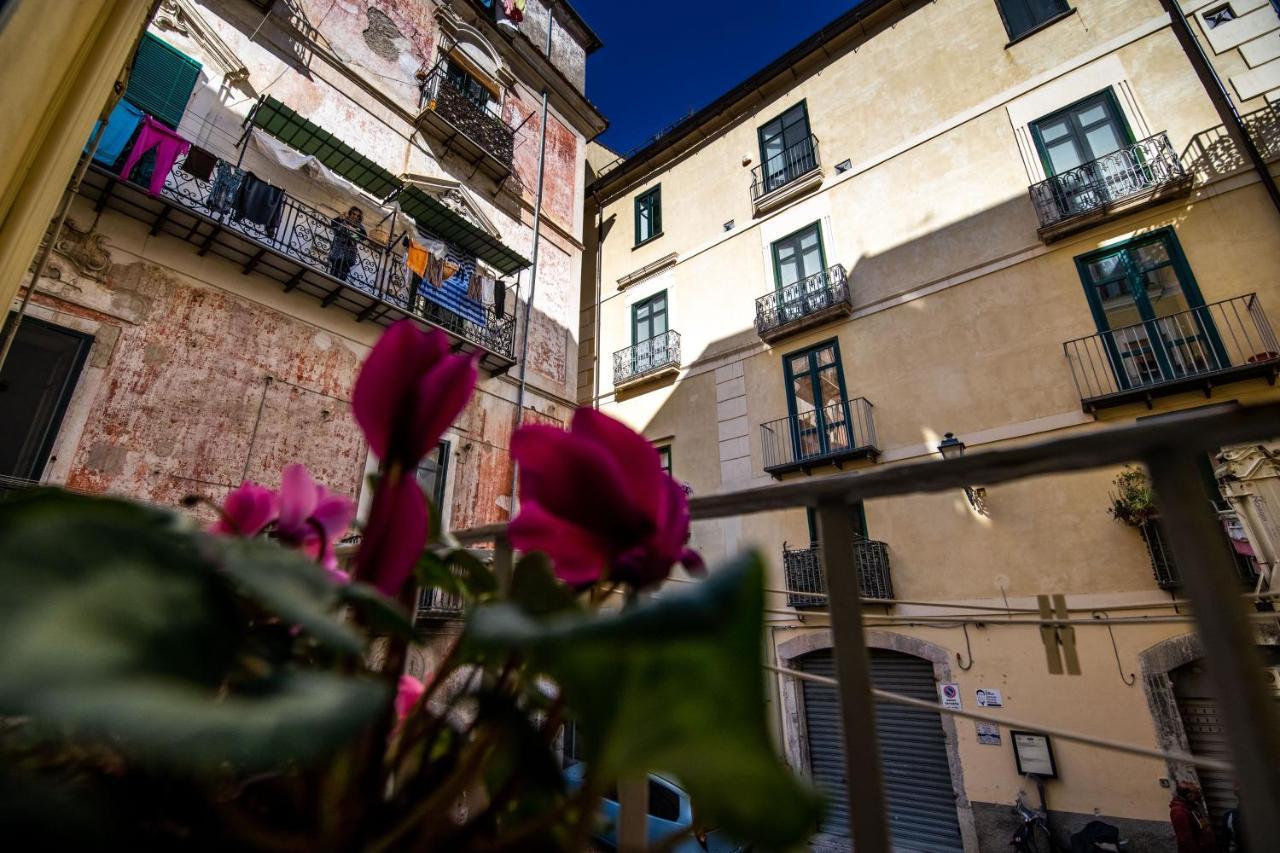 Terre Dipinte Bed and Breakfast Salerno Exteriör bild