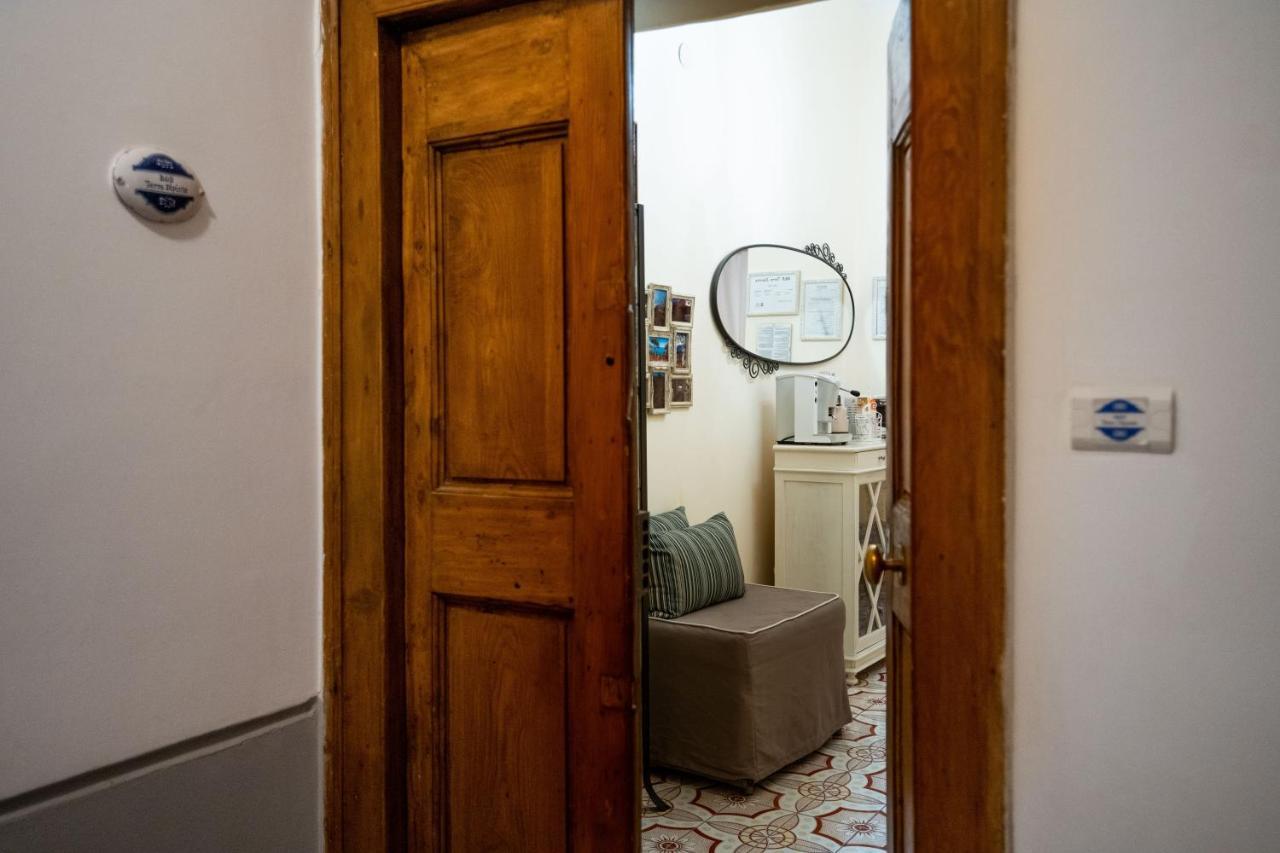 Terre Dipinte Bed and Breakfast Salerno Exteriör bild