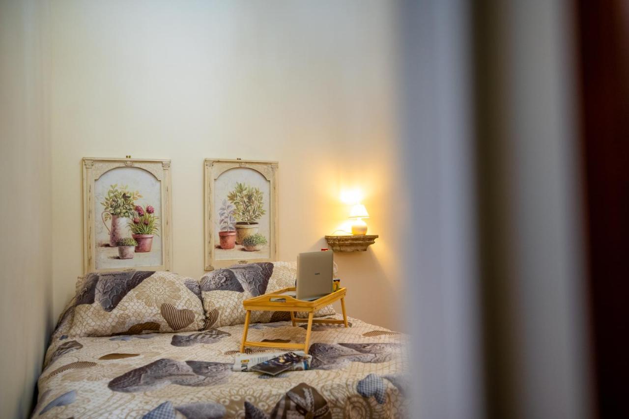 Terre Dipinte Bed and Breakfast Salerno Exteriör bild