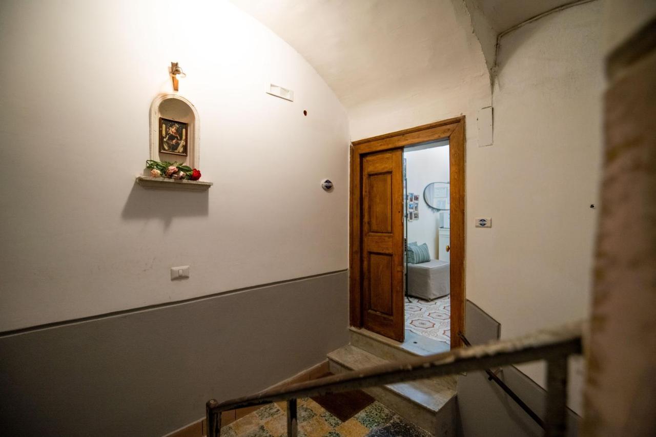 Terre Dipinte Bed and Breakfast Salerno Exteriör bild