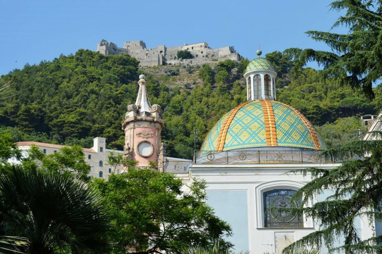 Terre Dipinte Bed and Breakfast Salerno Exteriör bild